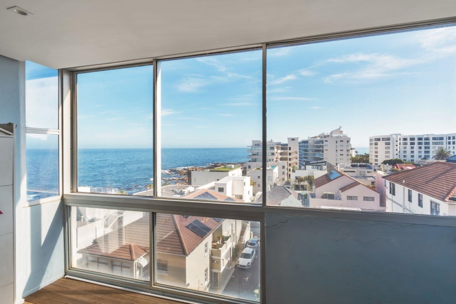 2 Bedroom Property for Sale in Bantry Bay Western Cape